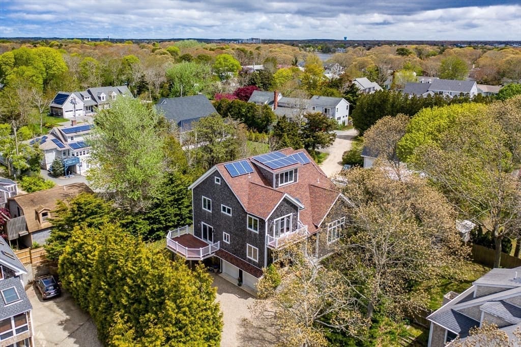 408 Sea Street photo 2