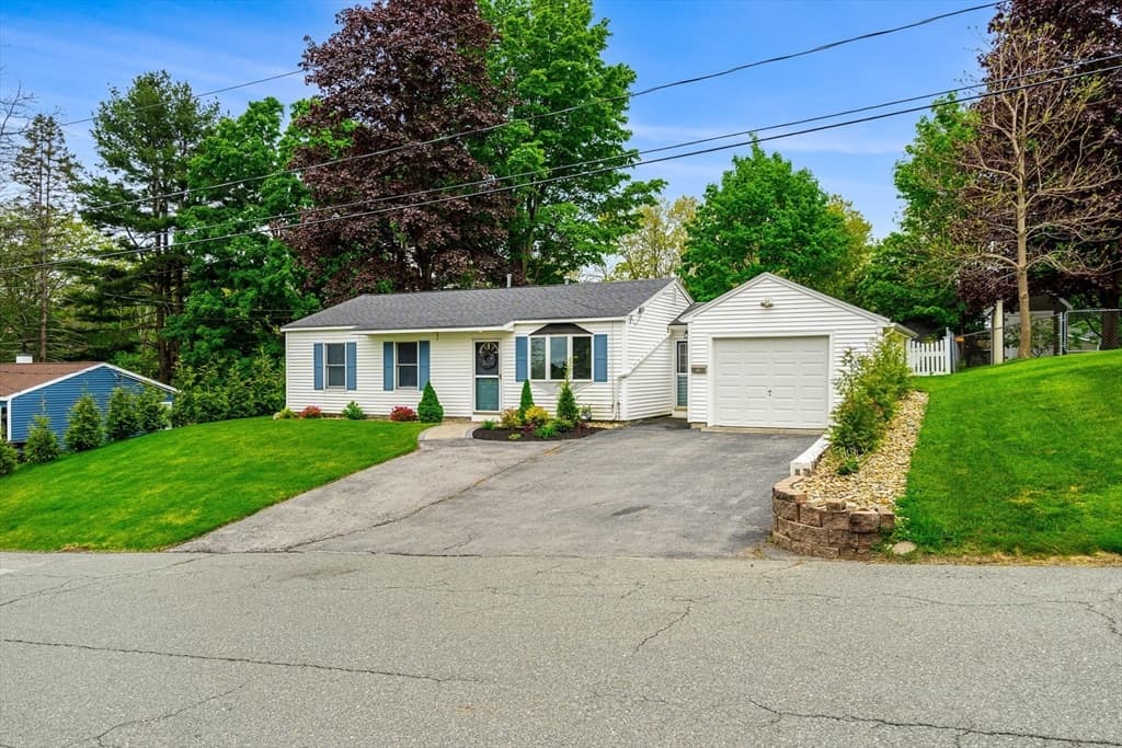18 Albert Ave