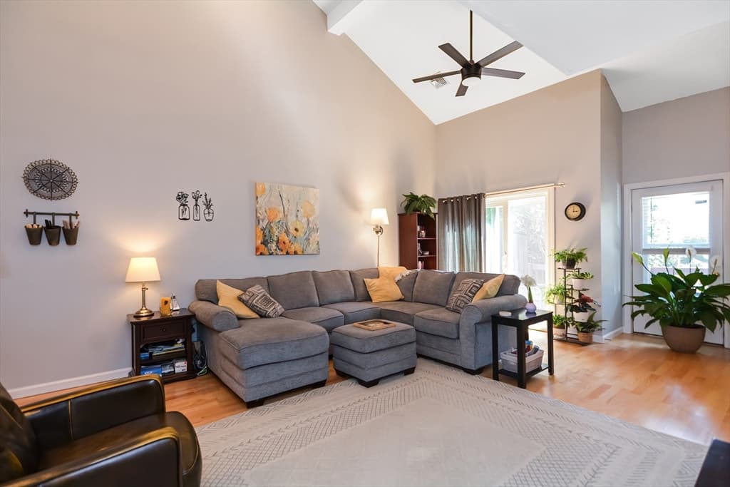 10 Country Club Ln #C photo 2