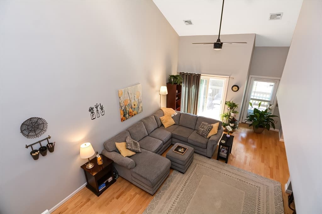 10 Country Club Ln #C photo 5