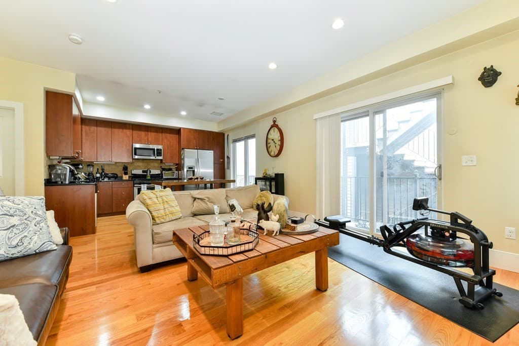 200 Silver Street #4 photo 3