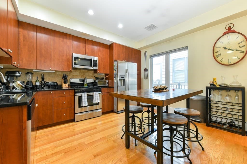 200 Silver Street #4