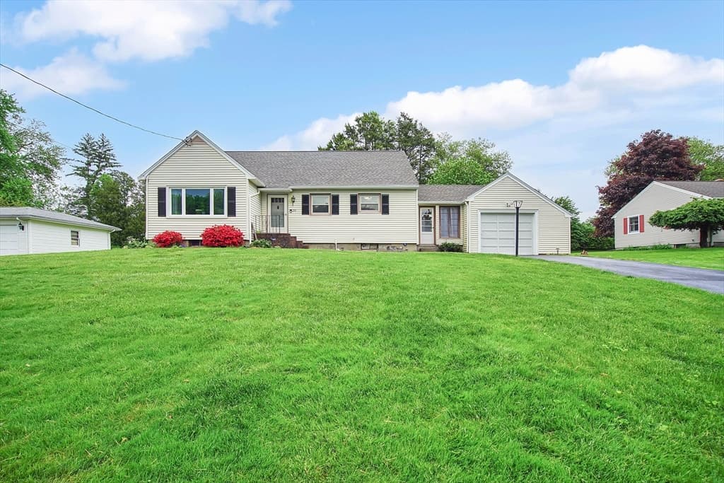 20 Hillside Dr