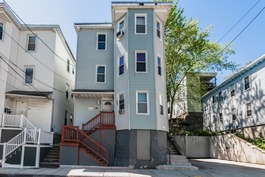 113 Marlborough St