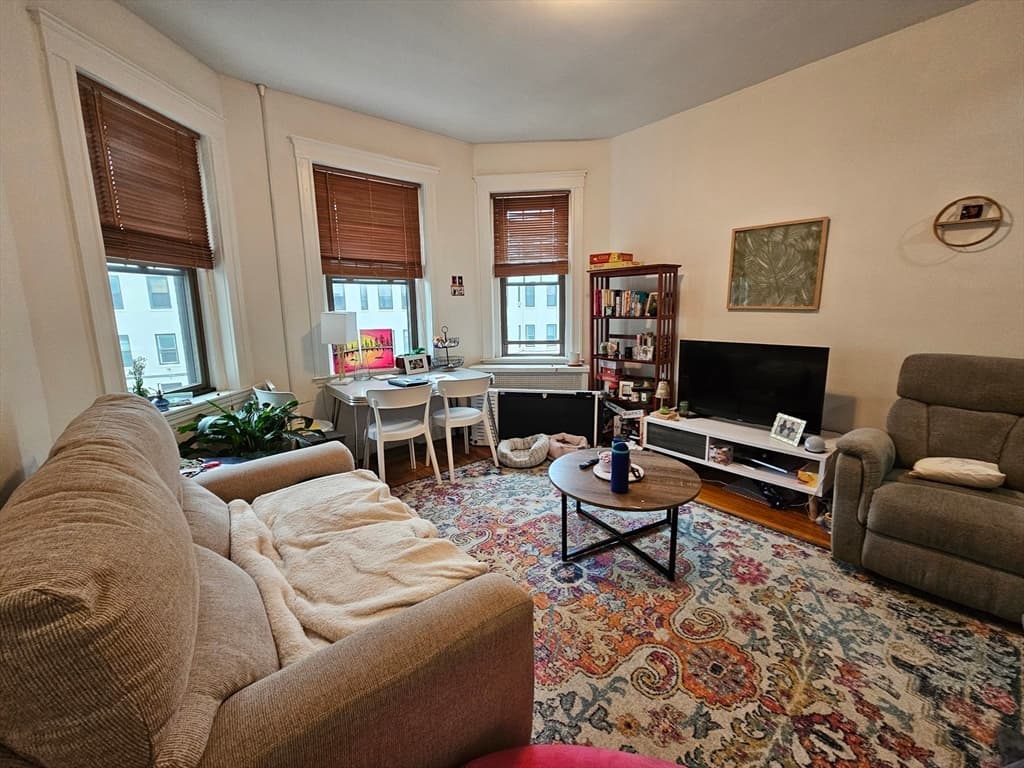 1564 Commonwealth Ave #5 photo 4