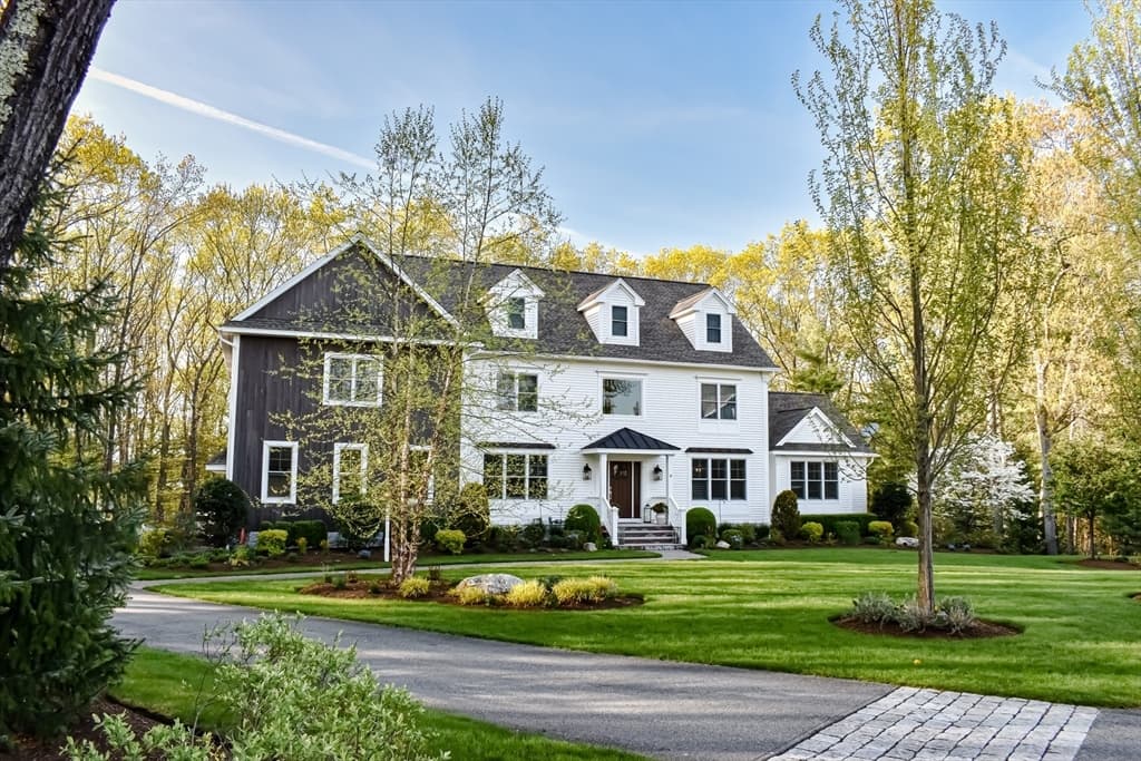 8 Goldman Cir