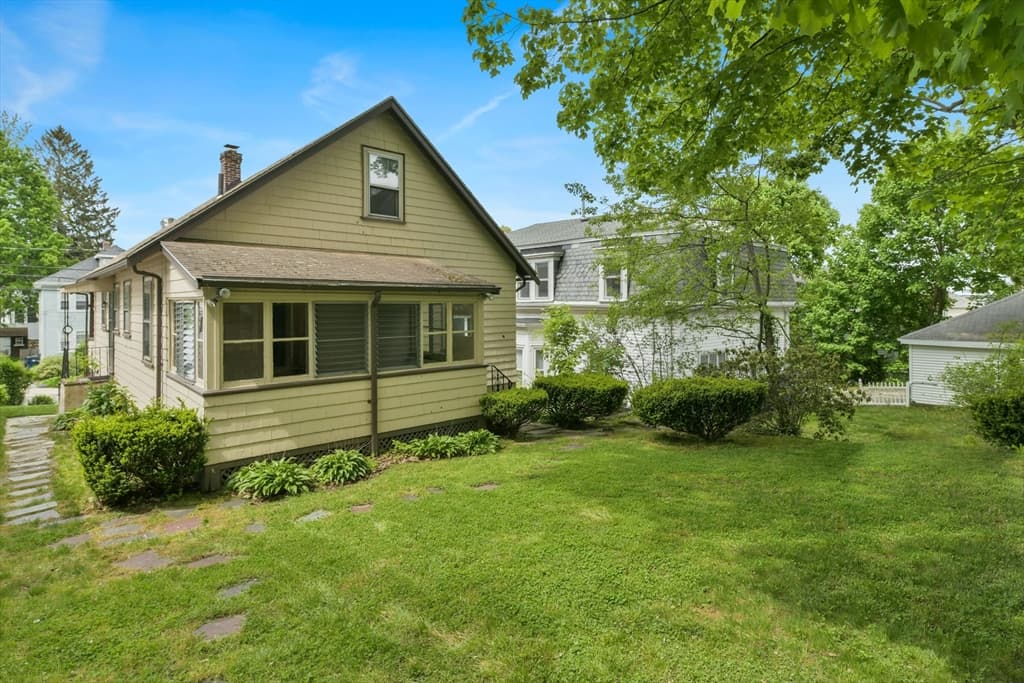32 Summer St photo 3