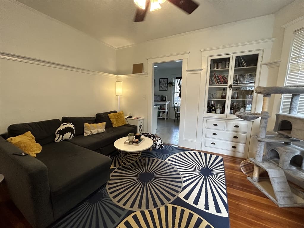 39 Turner St #1 photo 5
