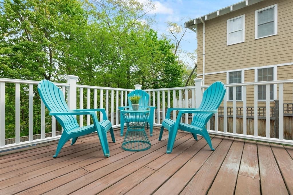 16 Hillside Ct photo 5