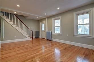 385 East St photo 3