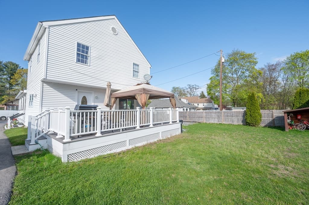 55 Kendall Ave photo 2