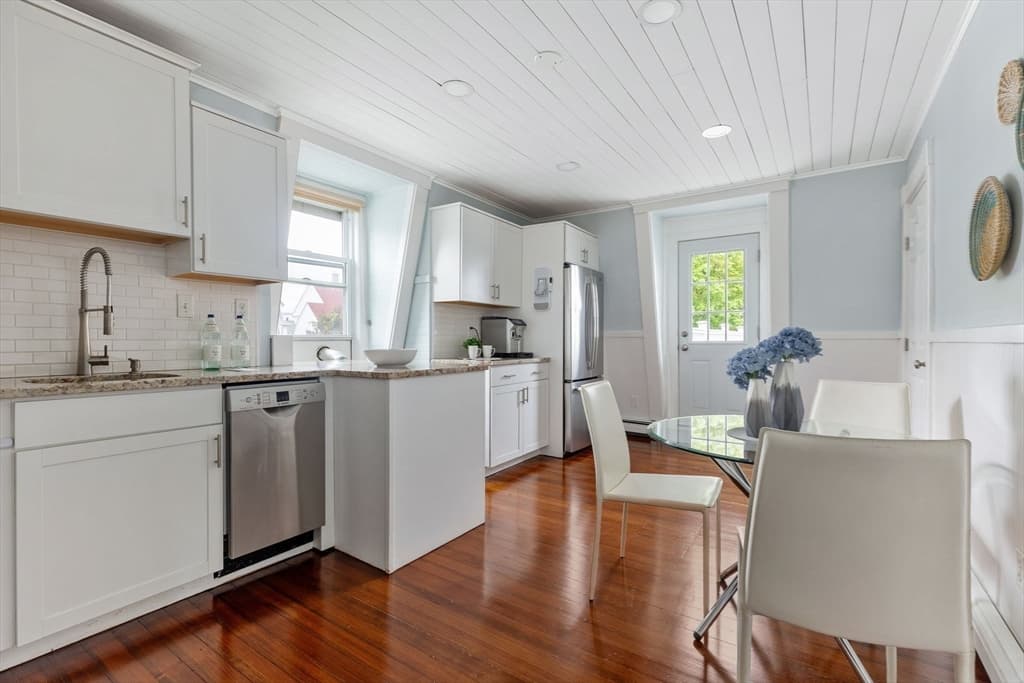 16 Peirce Rd #3 photo 5