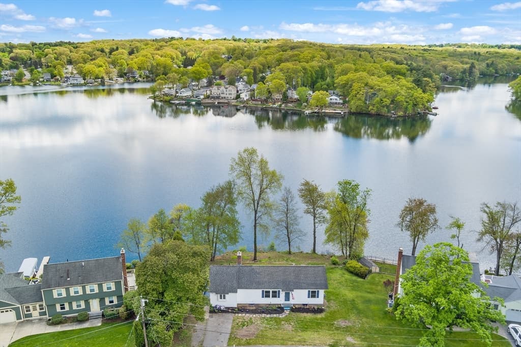 71 Fort Meadow Dr