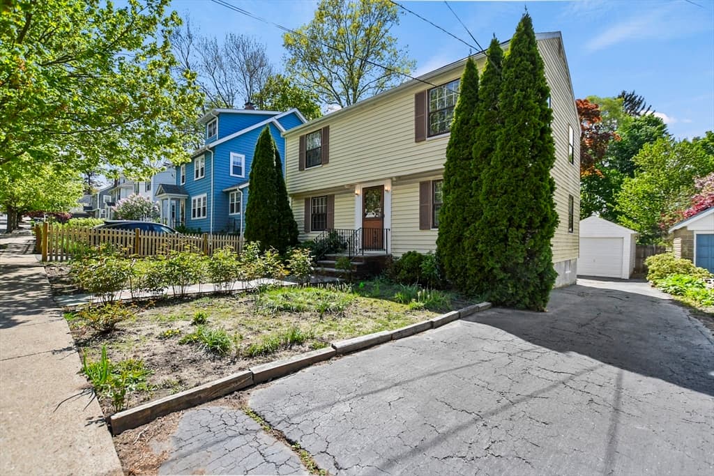 80 Willowdean Avenue photo 2