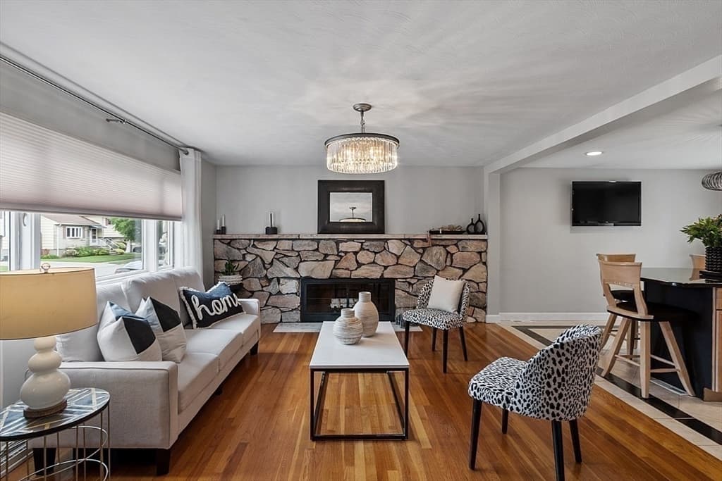 24 Kittredge Street photo 2