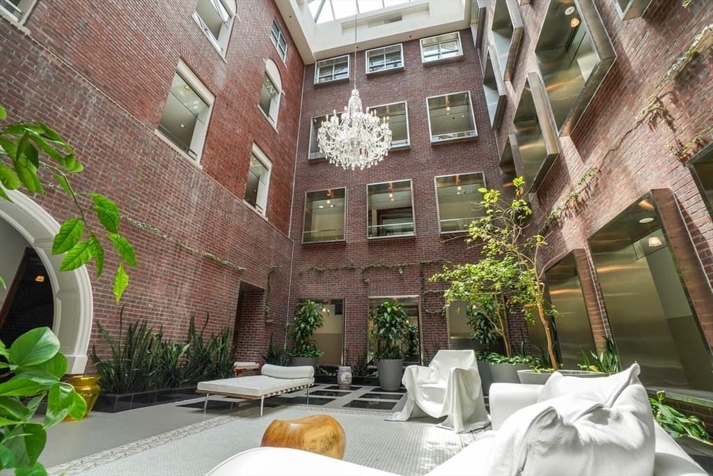 7 Warren Ave #11 photo 5