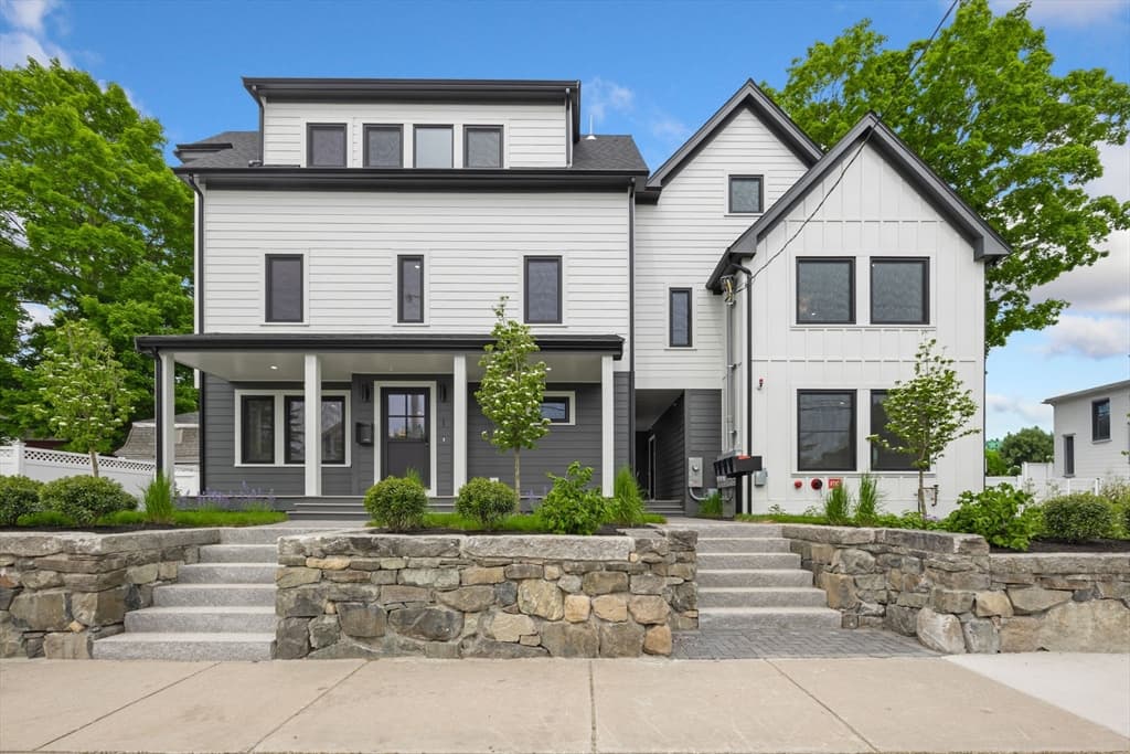 148 Myrtle Street #5