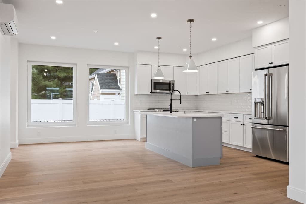 148 Myrtle Street #5 photo 4