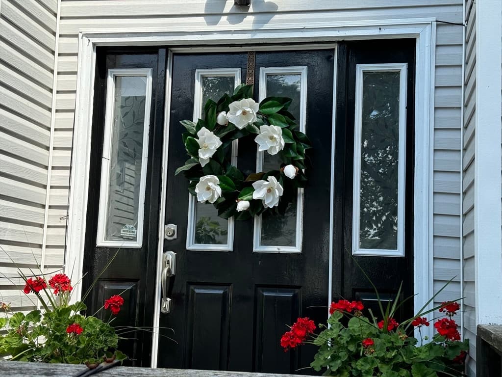 425 Pearce Street photo 2