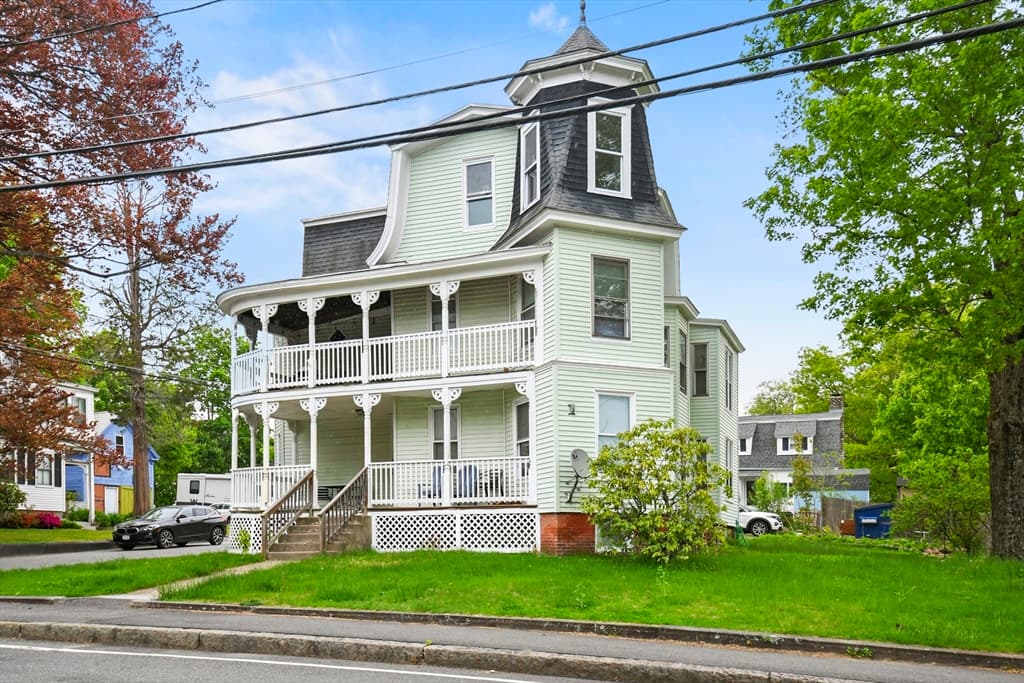 51 Washington St photo 2