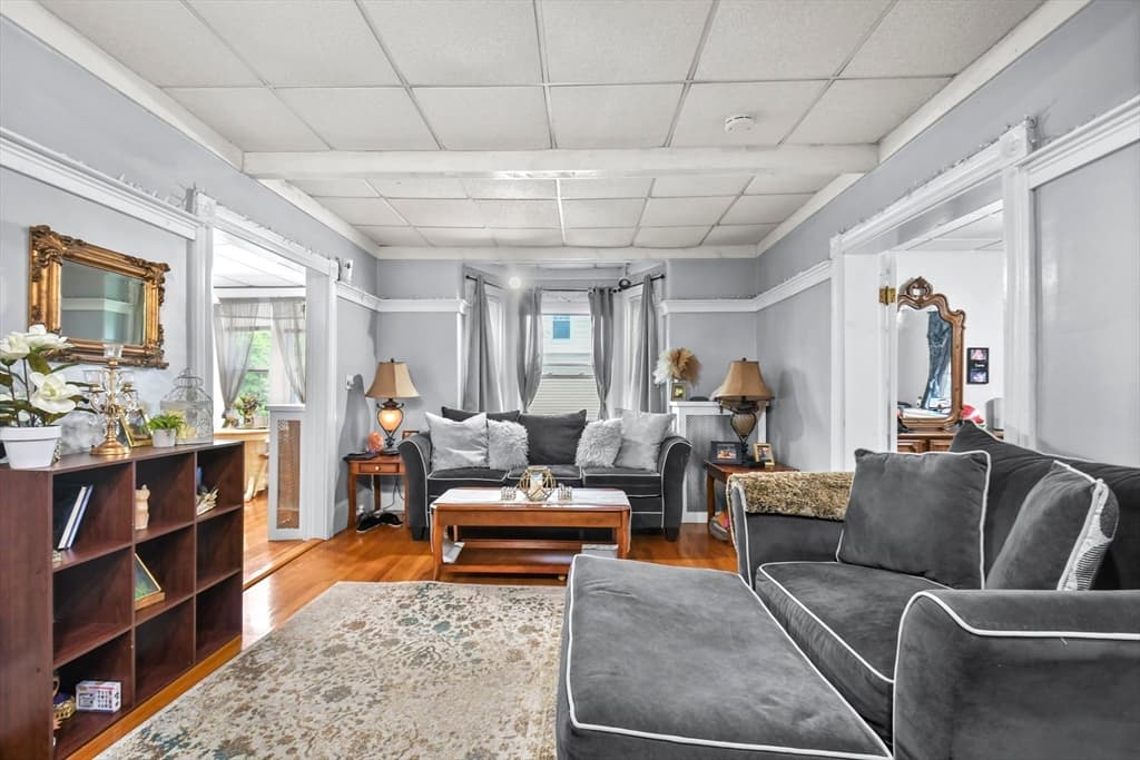51 Washington St photo 5