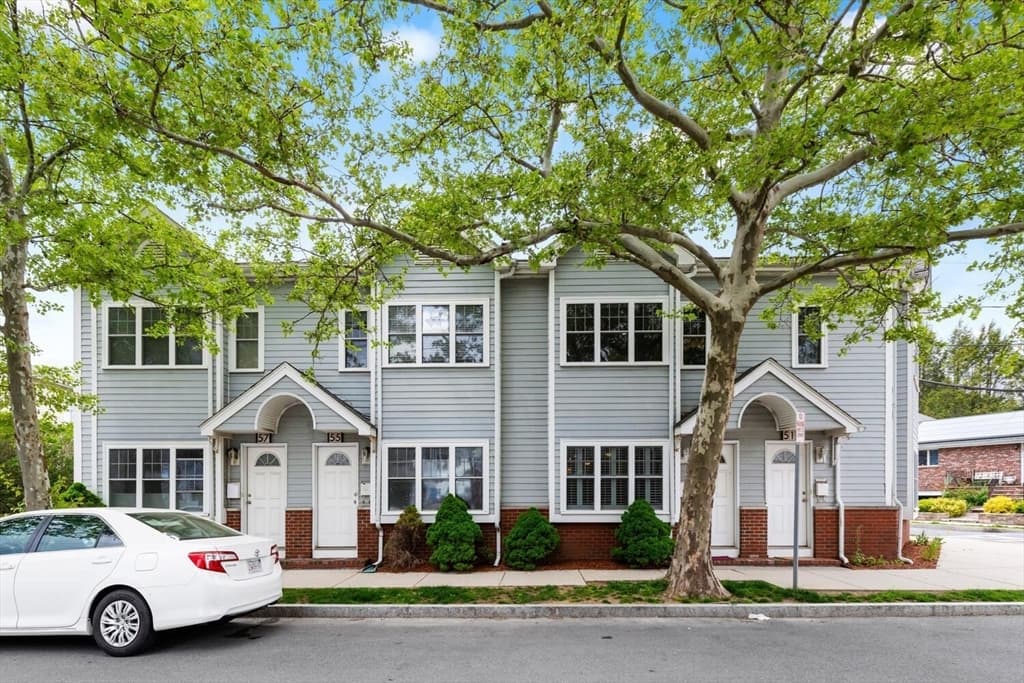 53 Dexter Ave #53