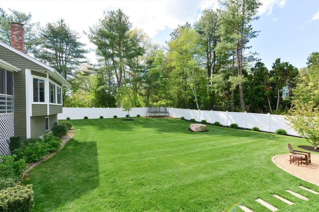 135 Mitchell Road photo 3