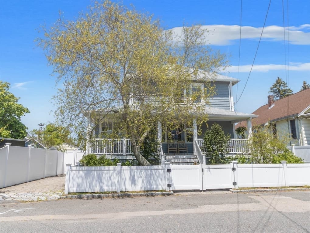 61 G Street Ocean Side photo 3