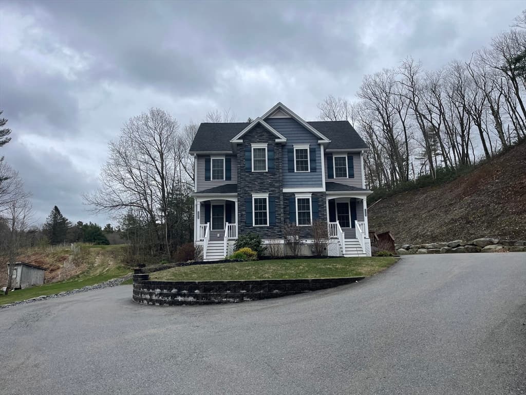 135 Narrows Road #B photo 2
