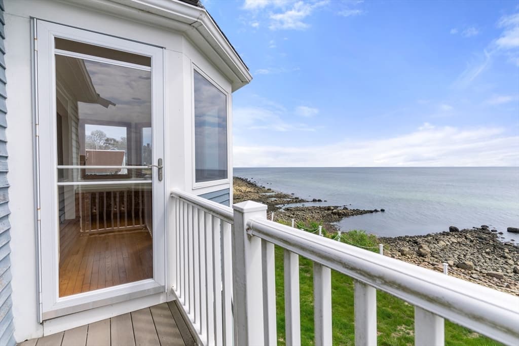 39 Shoreline Way photo 4