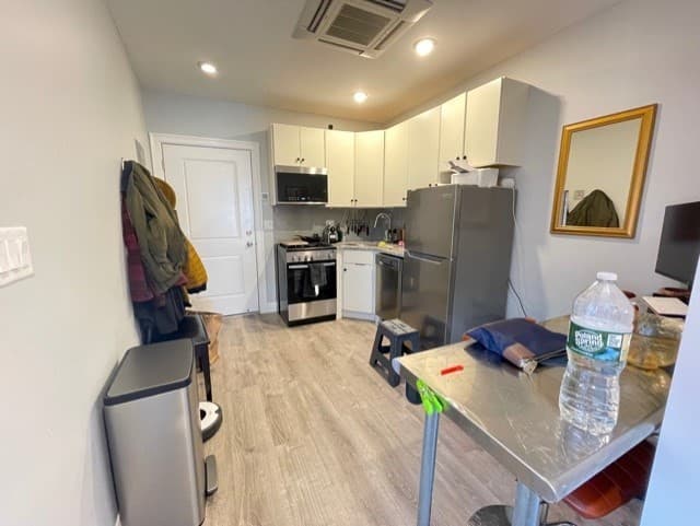 276-278 Hanover Street #4 photo 5