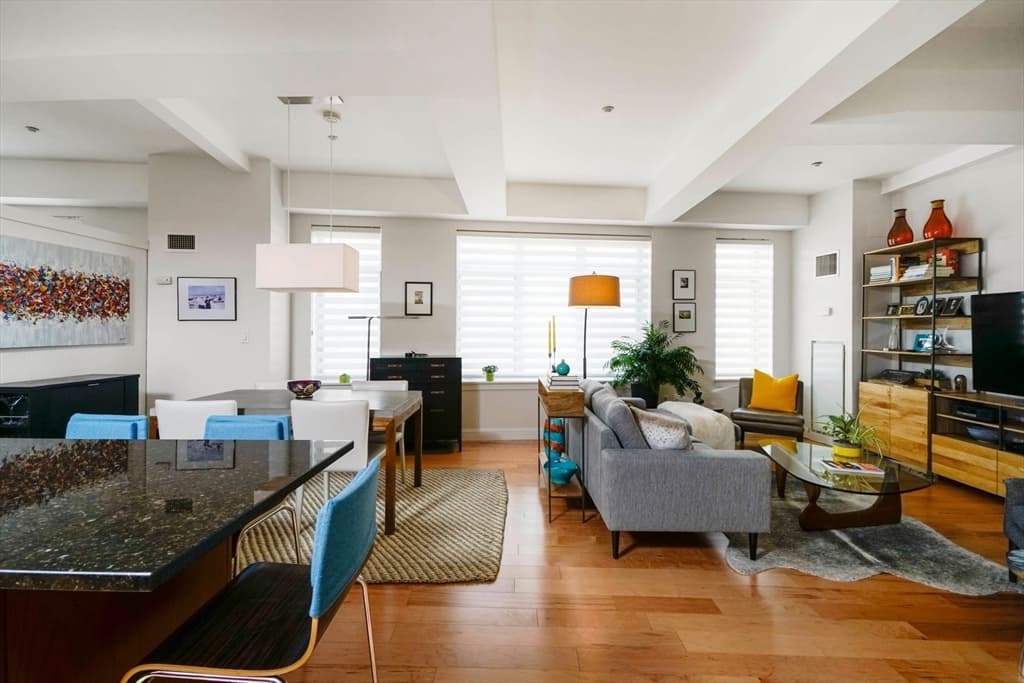 35 Fay St #607.
