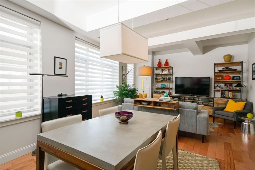35 Fay St #607. photo 4