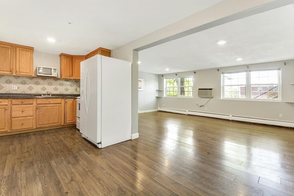 261 Boston Post Rd E #2 photo 4