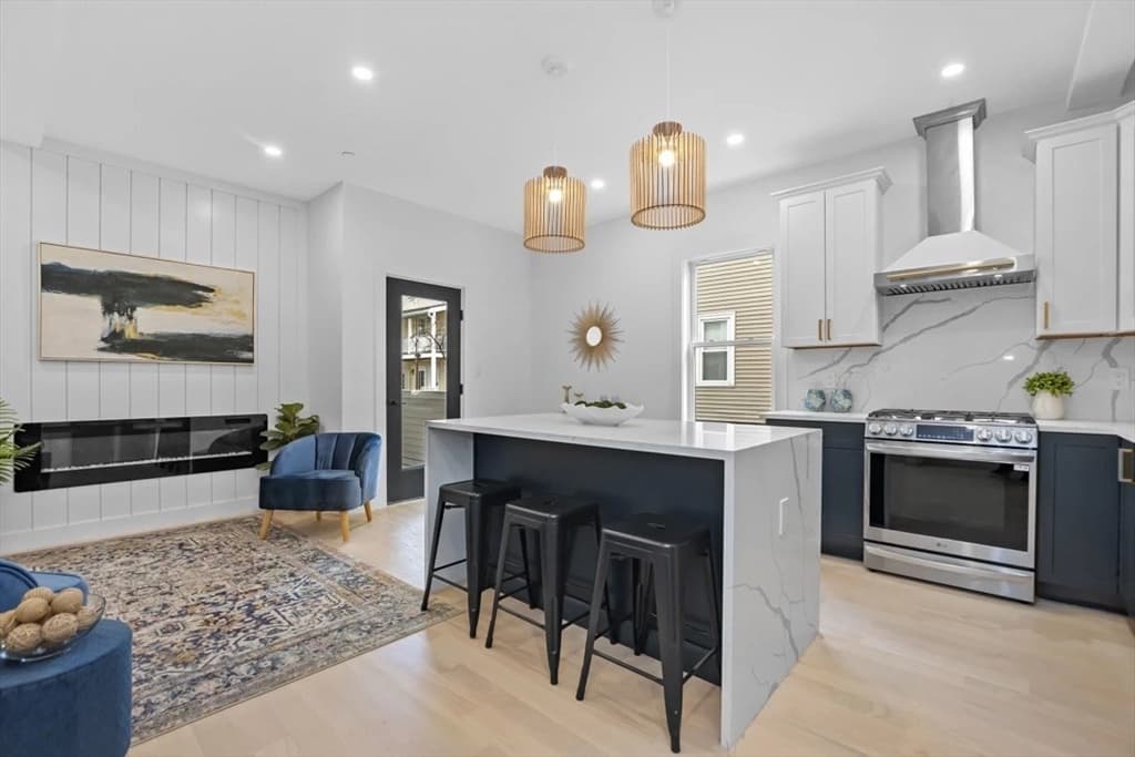 326 Main #1