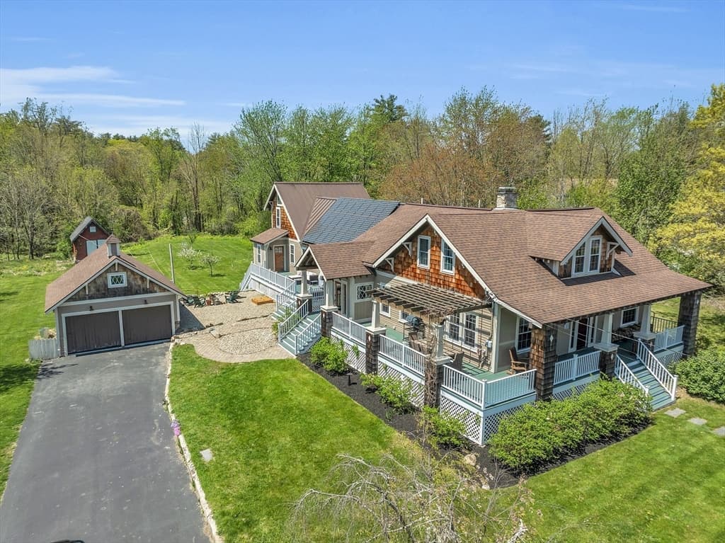 1178 N Broadway photo 3