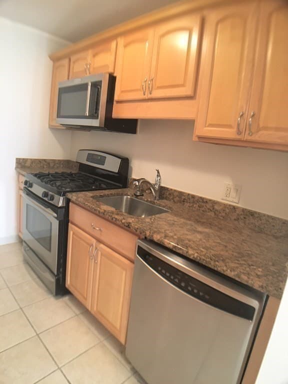 33 Pond Avenue #203 photo 5