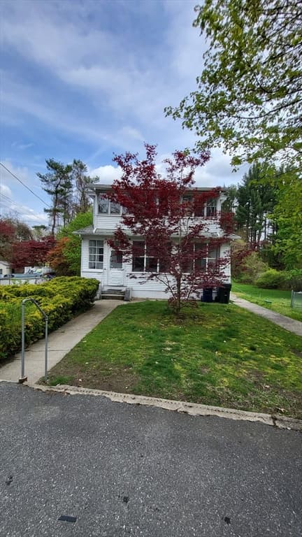 231 Sladen Street #231