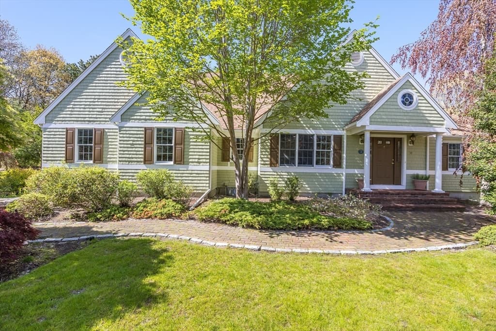 34 Longshank Cir photo 3
