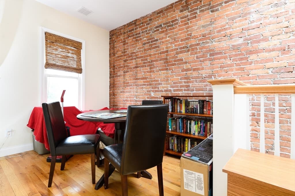 256 Somerville Ave #3 photo 3