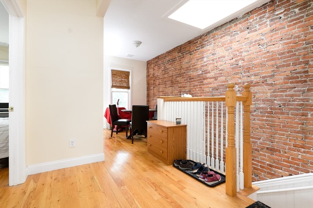 256 Somerville Ave #3 photo 4