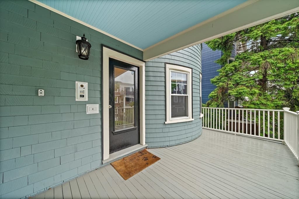 123 King St #1 photo 2