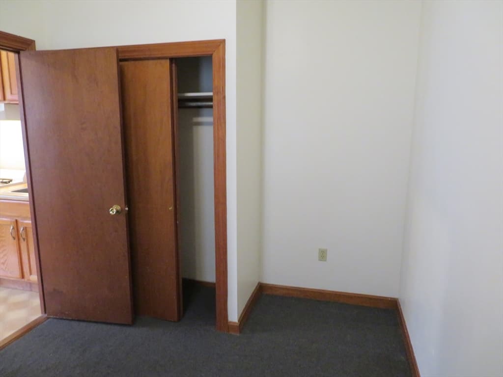 160 Hadley Street #3 photo 5