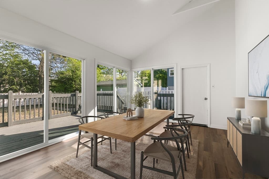 32 Topsfield Cir photo 3