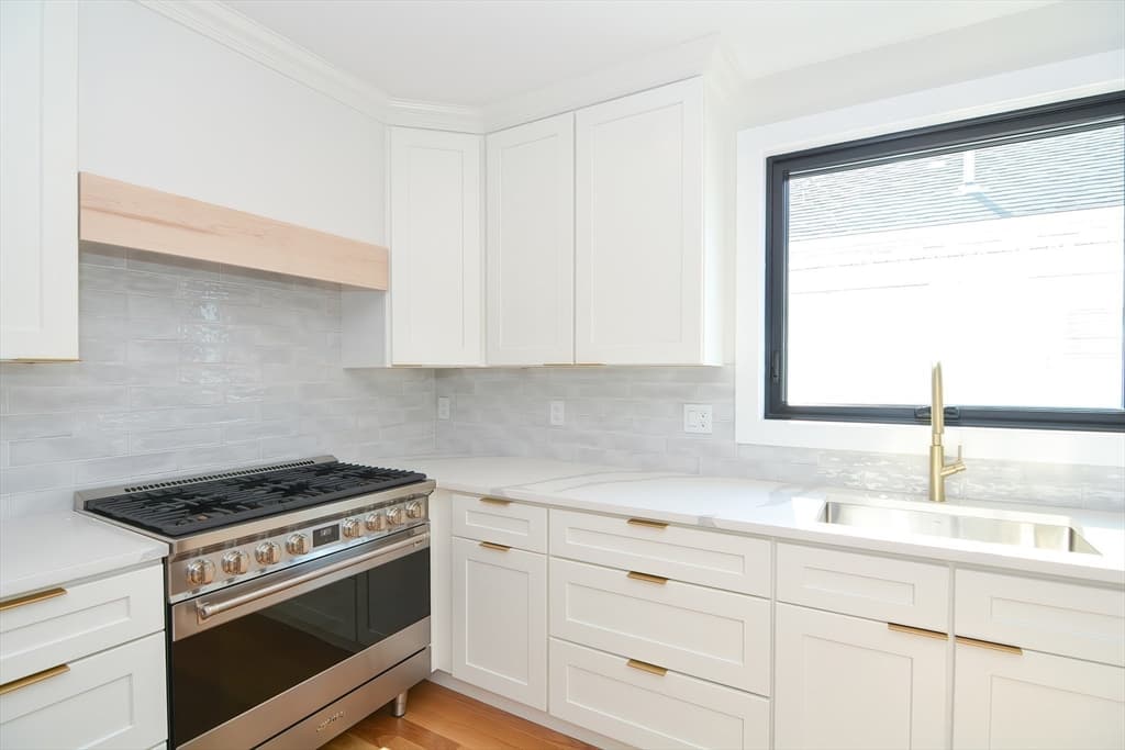 66 Harvard St #2 photo 4