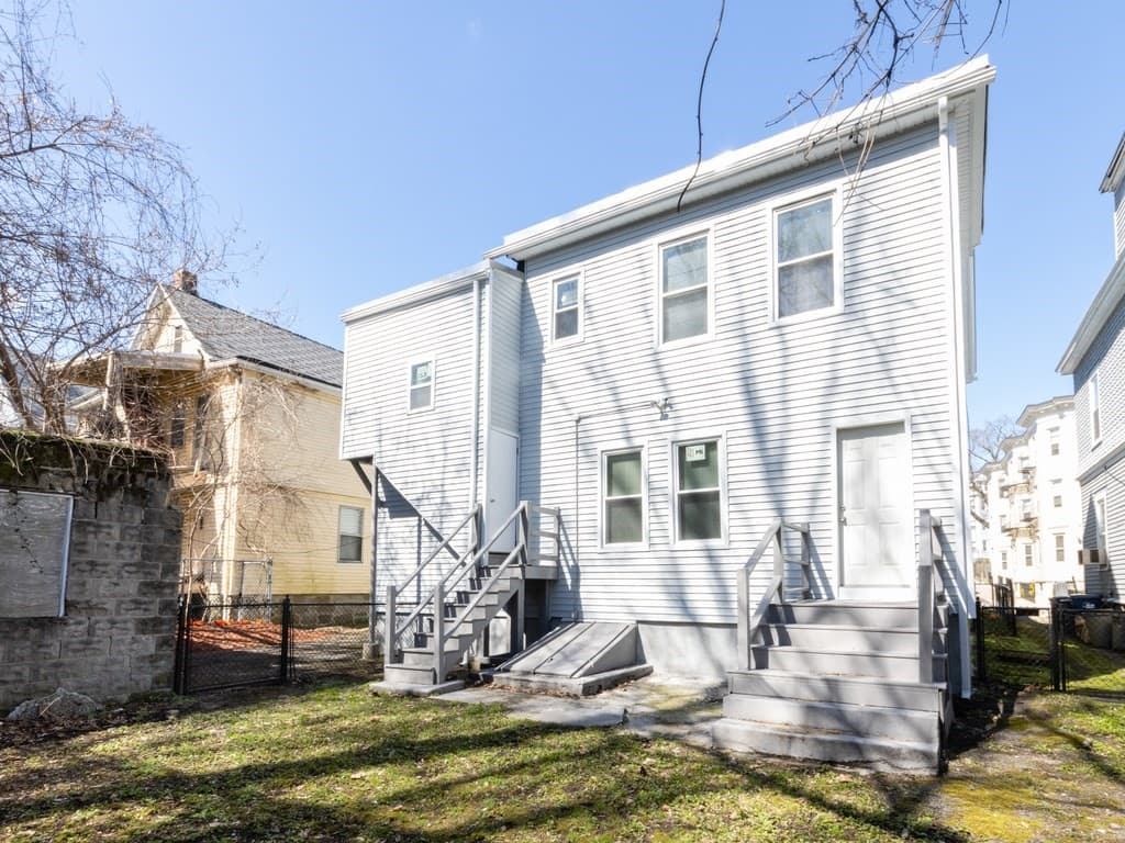 40 Waumbeck Street #1 photo 4