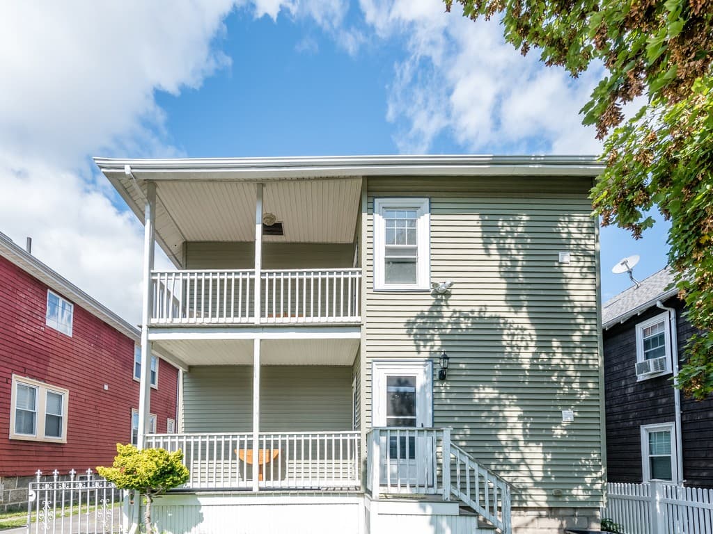 19 Westglow St #1 photo 3