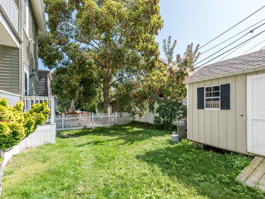 19 Westglow St #1 photo 4
