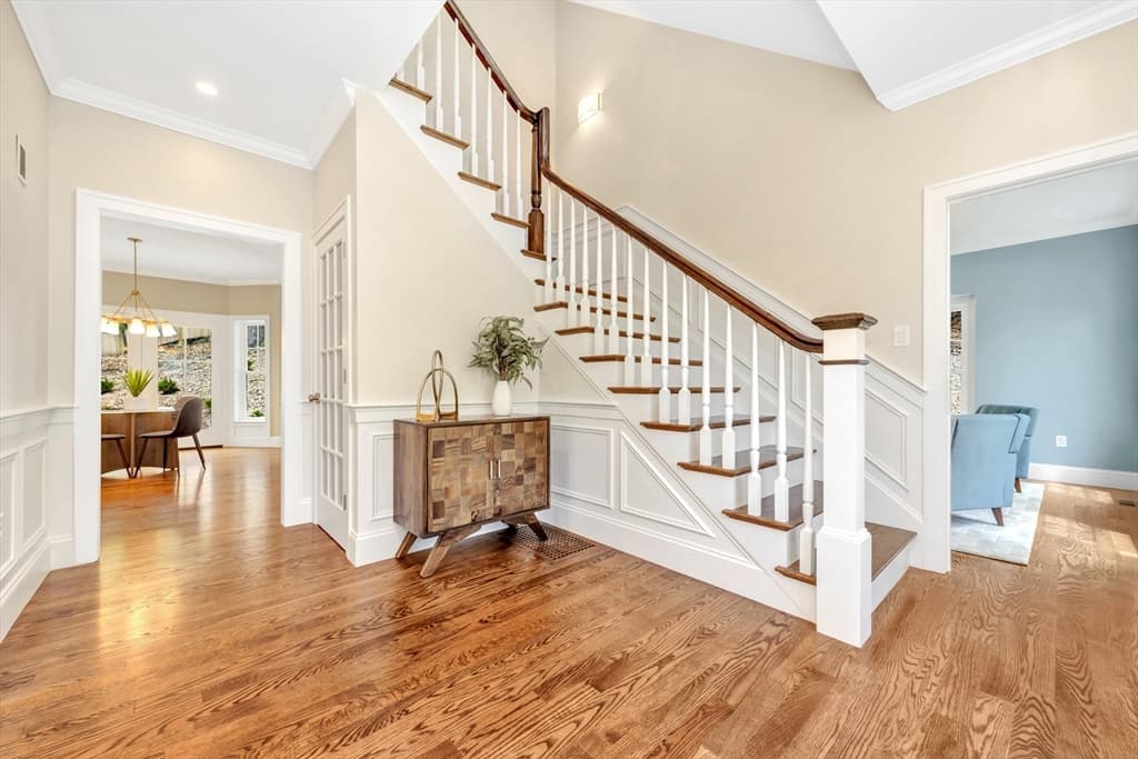 32 Brookside Avenue photo 4