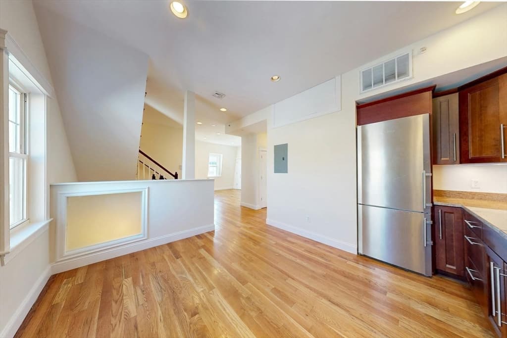 143 High St #3 photo 5